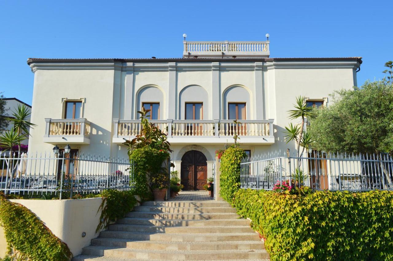 Hotel Villa Cerelis ดิอามันเต ภายนอก รูปภาพ