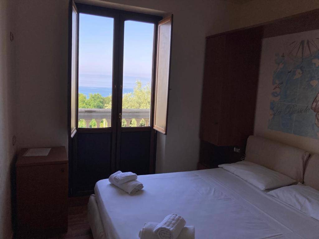 Hotel Villa Cerelis ดิอามันเต ภายนอก รูปภาพ